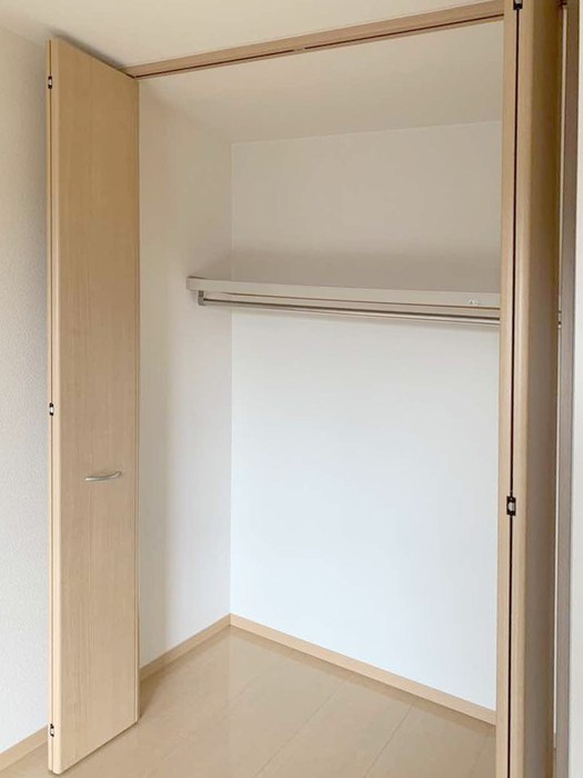 ハンズレジデンス北脇 A棟 収納