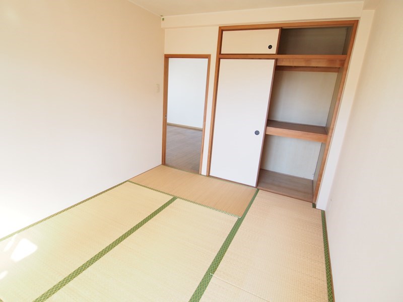 ヴィラ守山 収納