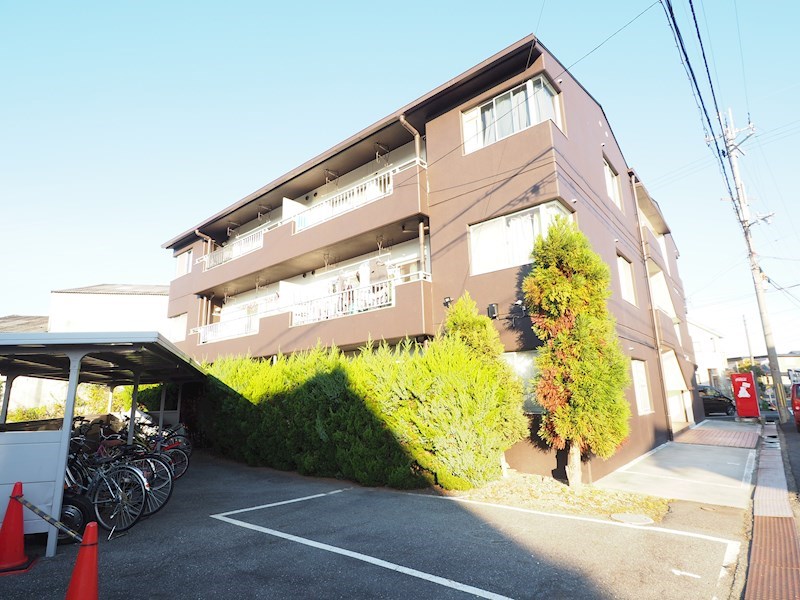 生出マンション 外観