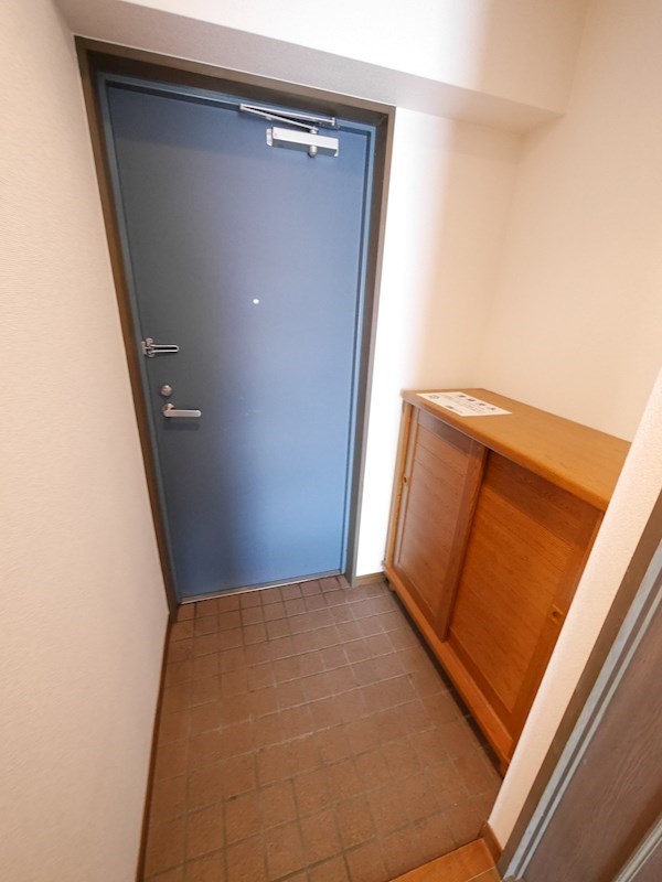 ふぁみーゆ貴生川 玄関