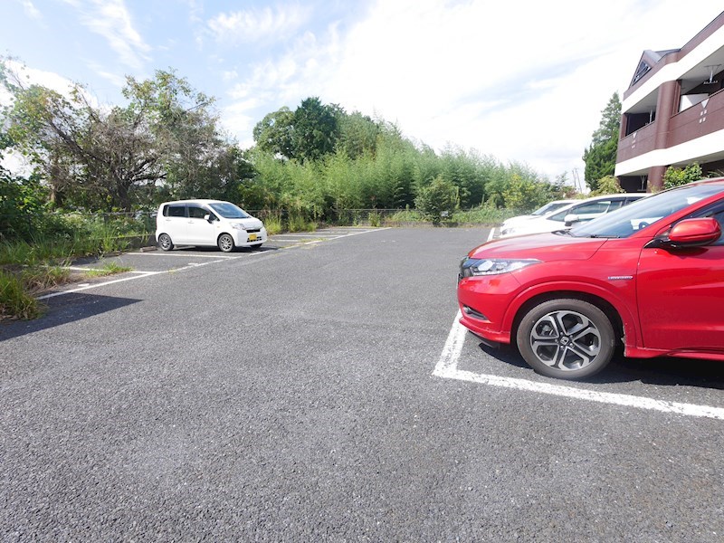 Four　season 駐車場