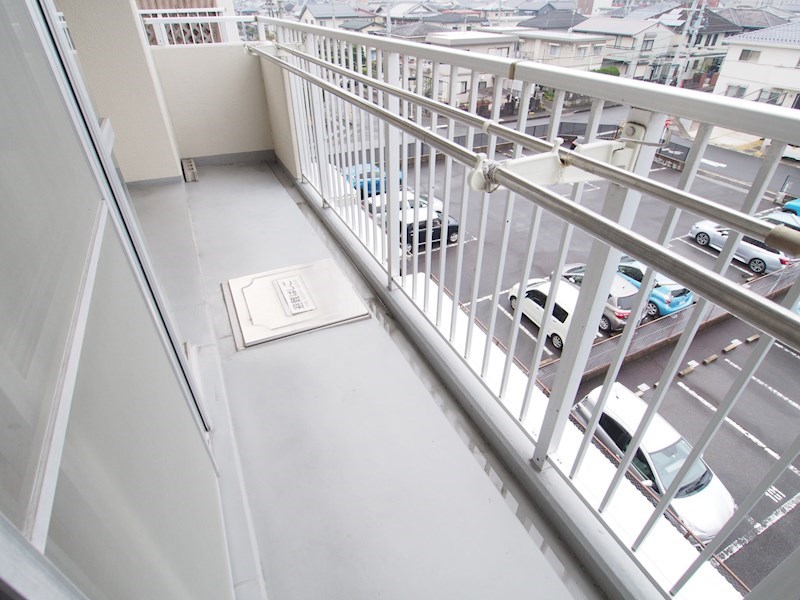 滋賀県野洲市冨波乙 ベランダ