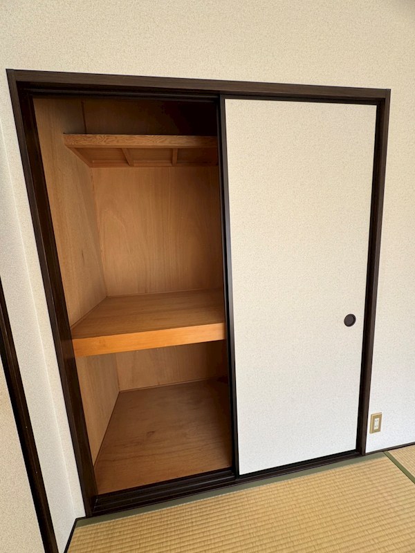 メゾン・ベゴワードＢ棟 収納