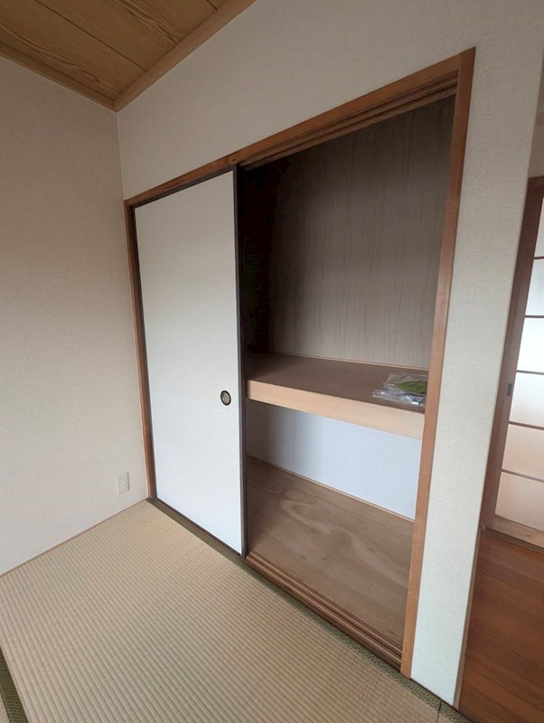 コテージ千秀石部 収納