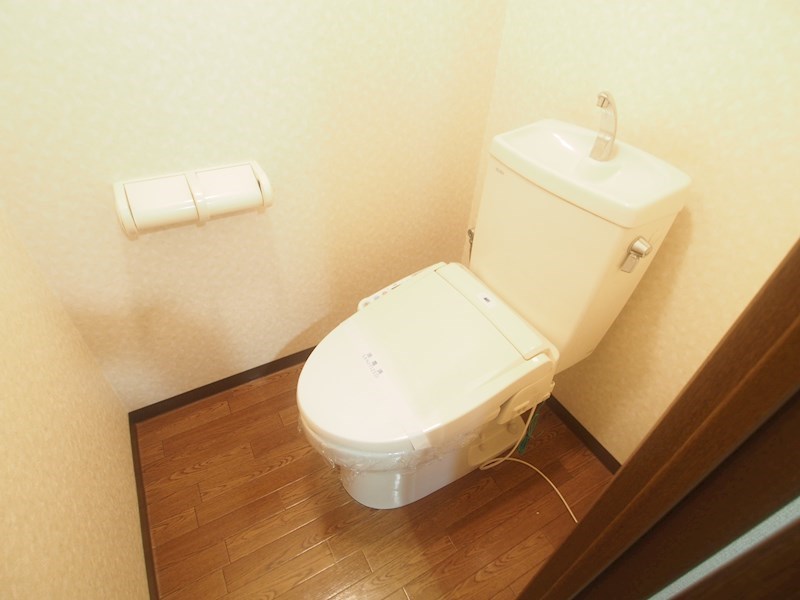 エヴァークレストール トイレ