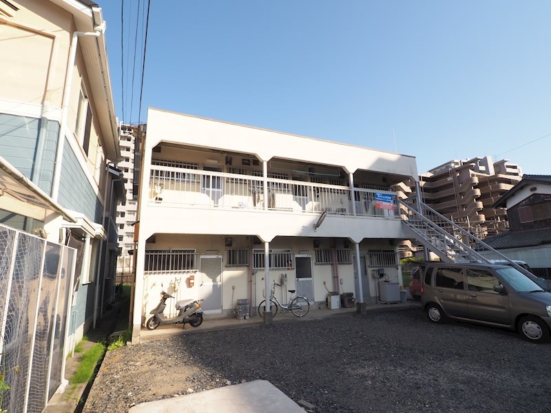 川端マンション 外観
