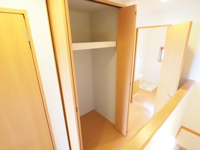 フラッツ レディアンス  収納