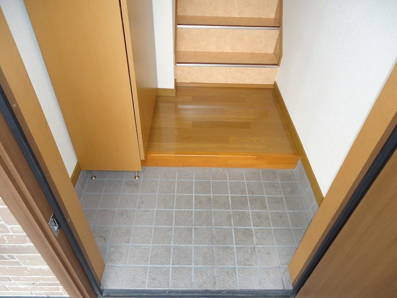 Casa Raffinato　A棟 玄関