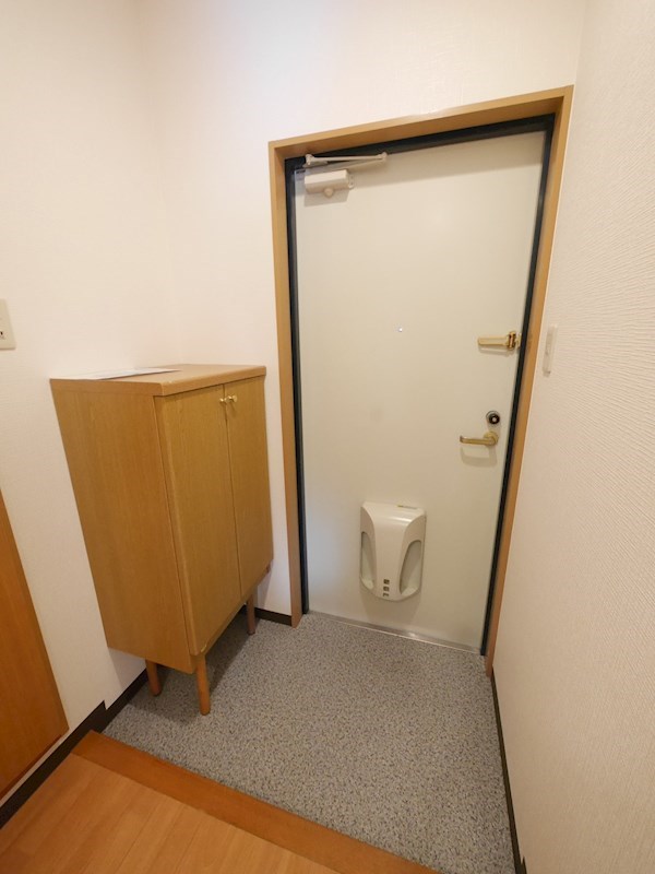 クレールあい 玄関