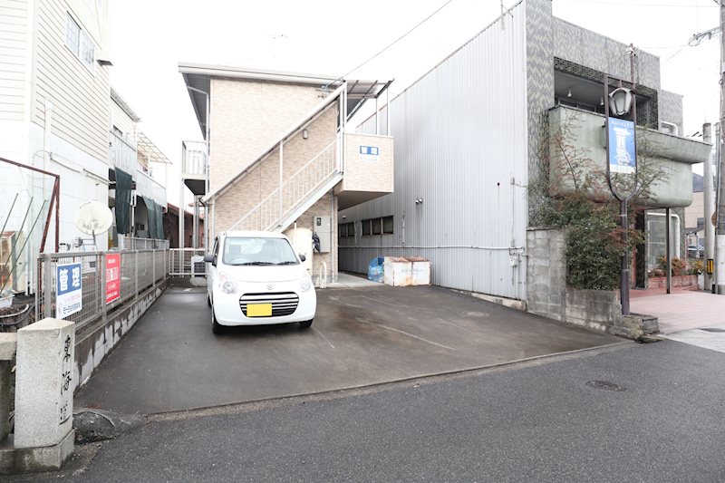 サークルハウス 駐車場