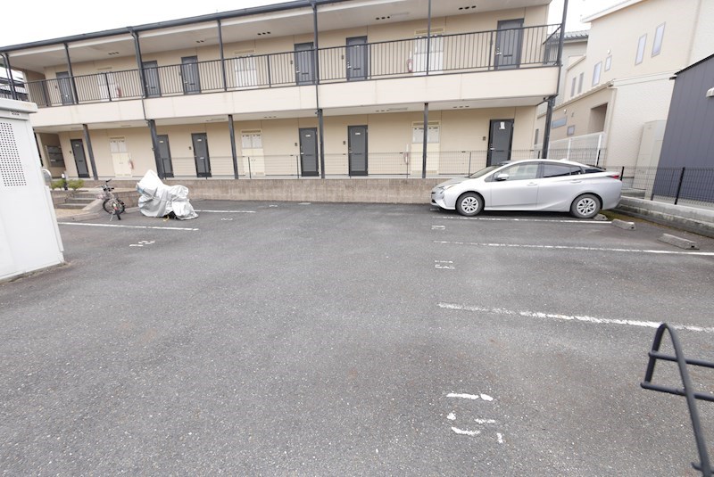 アットホーム12 駐車場
