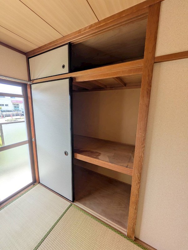 中沢壱番館 収納