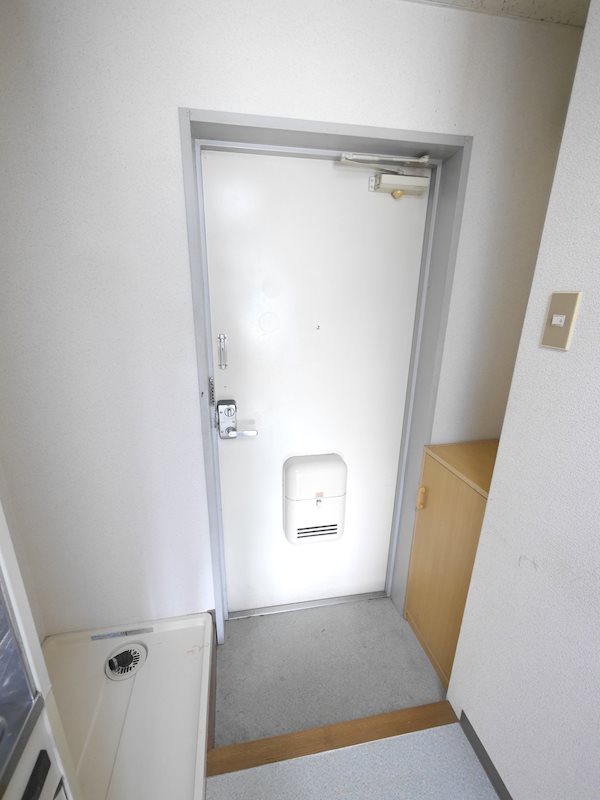 サンハイツ峯 玄関