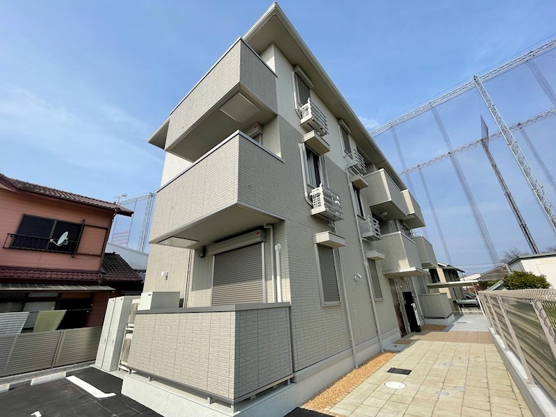 GL Plus HIGASHIYAGURA 外観