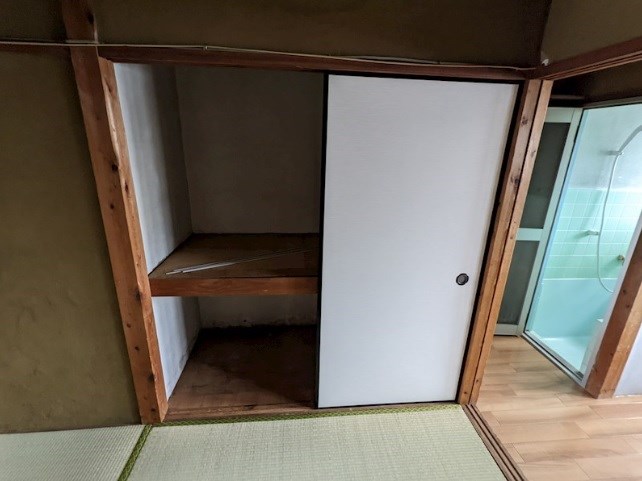 大栄アパート 収納