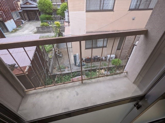 大栄アパート ベランダ
