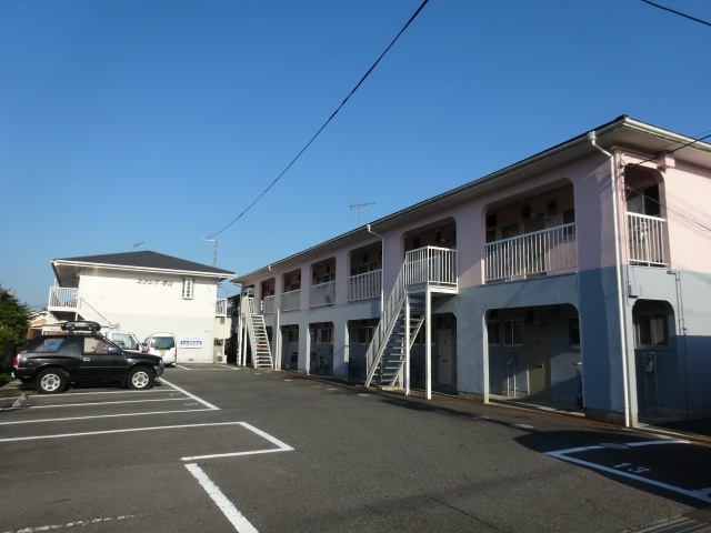 伊勢屋ハイツ 外観