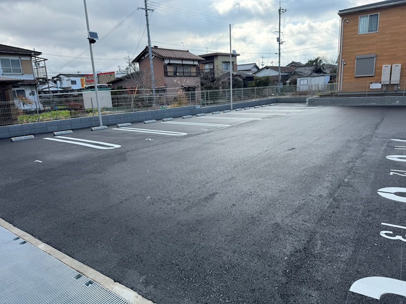 モンブルク 駐車場