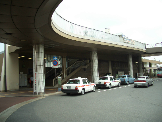 クレール・ウダ 駅