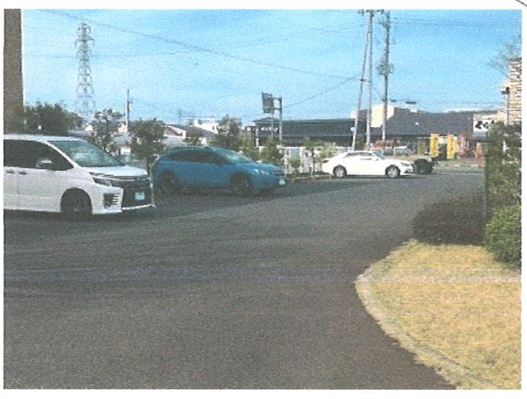 プティドール店舗 駐車場