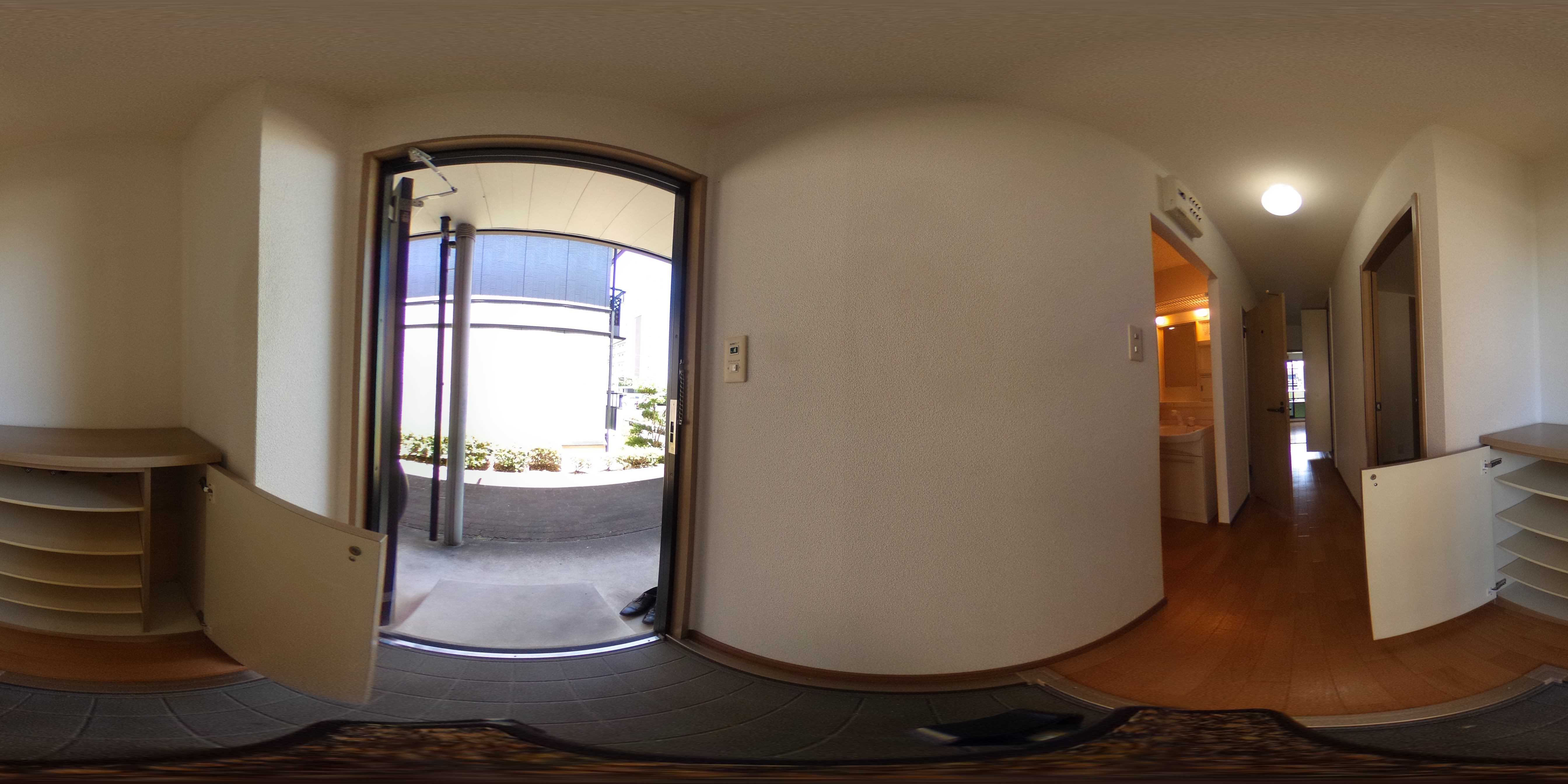 ポピュレール  玄関