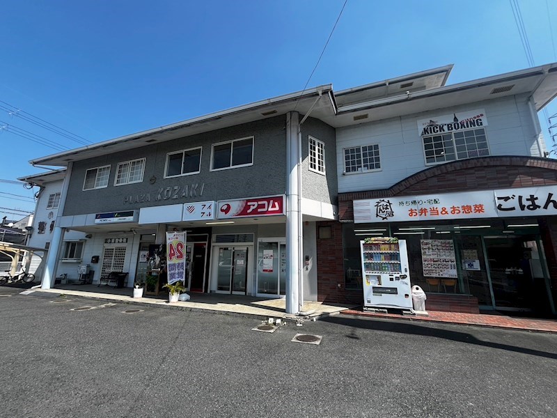 水口町東名坂店舗・倉庫 外観