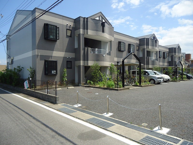 フェアーブリーズ 駐車場