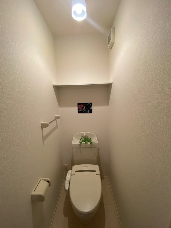 シャン・リアン　T.Y トイレ