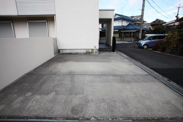 今宿２丁目戸建 駐車場