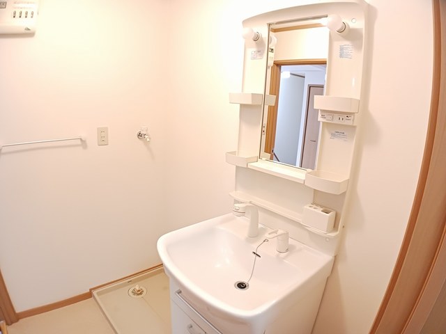 フロントパークこうかⅡ 洗面所