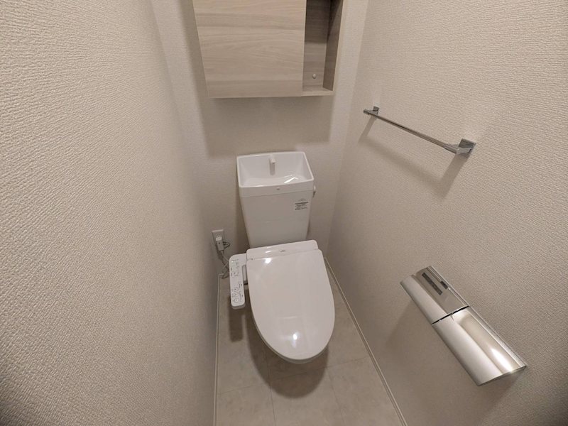 D-ROOM守山3丁目 トイレ