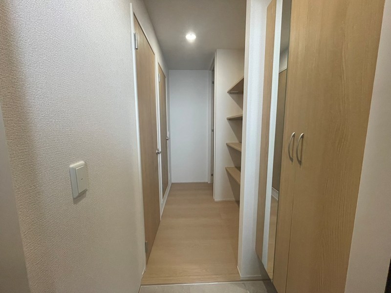秀豊５号館 玄関