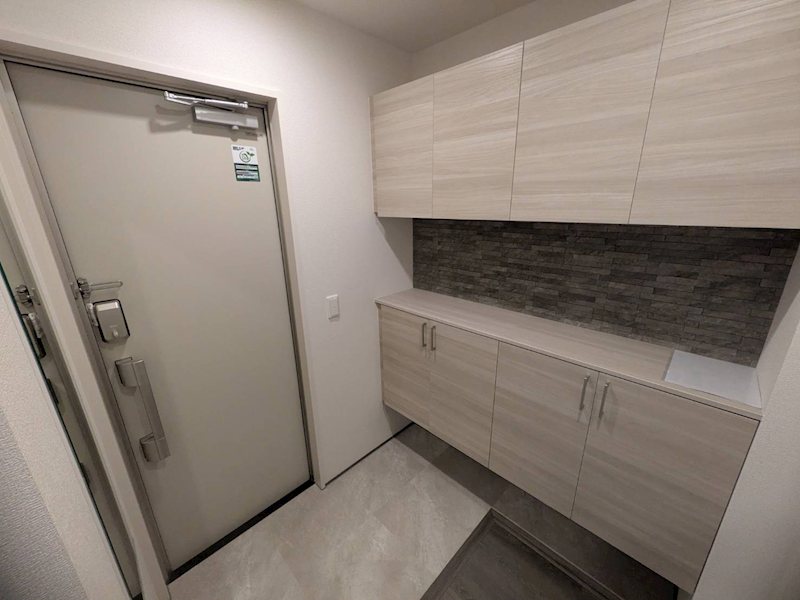 D-ROOM小篠原 玄関