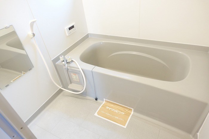 リビングタウン水口　E棟 風呂画像