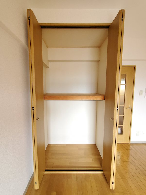 セコンダリー谷畑 収納