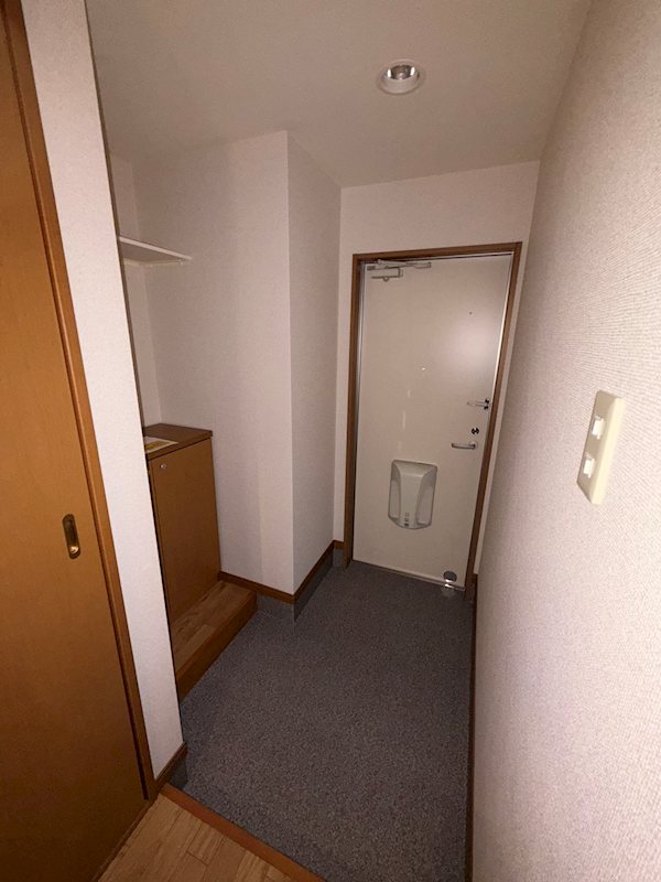 サンライズ大宝 玄関