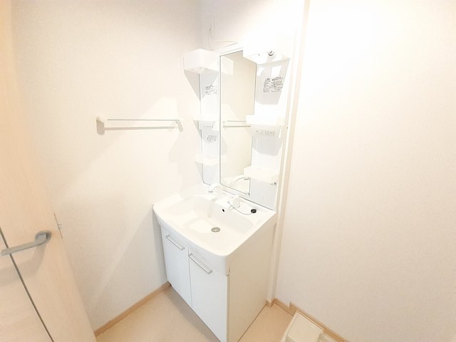 サンライズ・ヒル 洗面所