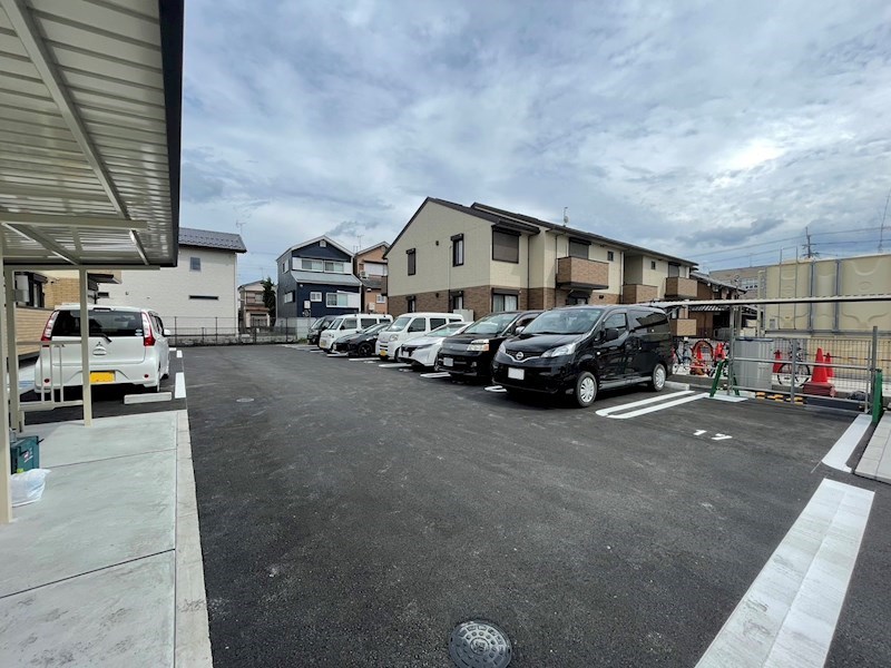ルミエールMKⅡ 駐車場
