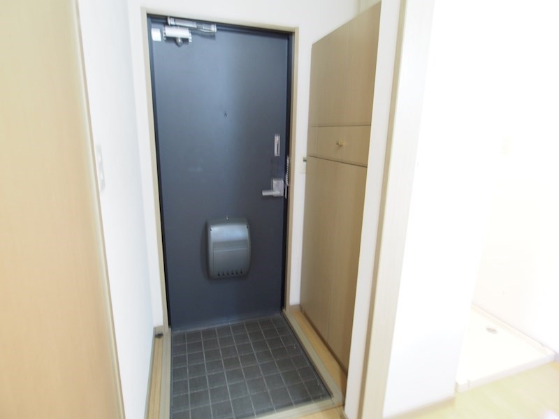 サンライズ 玄関