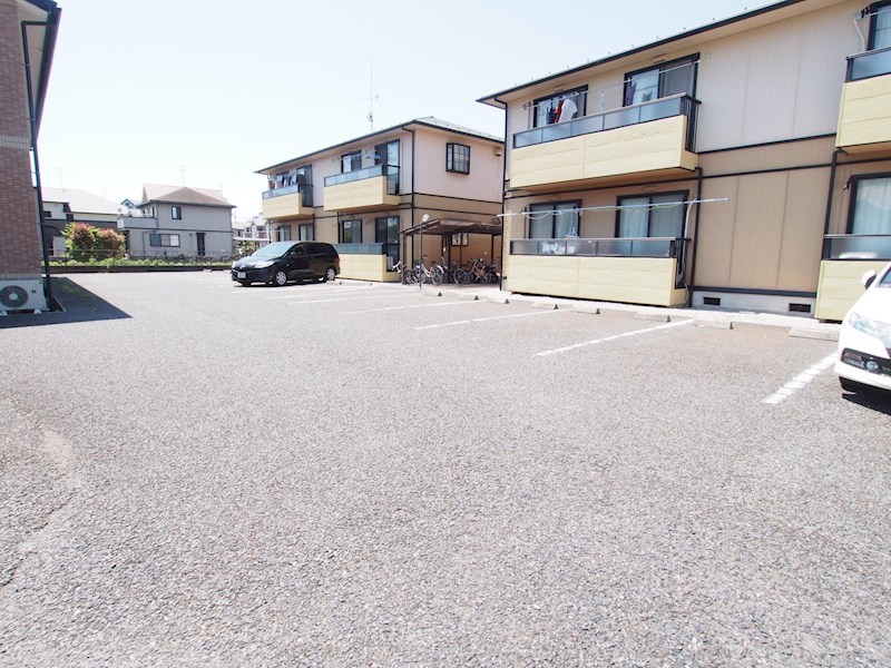 サンライズ 駐車場