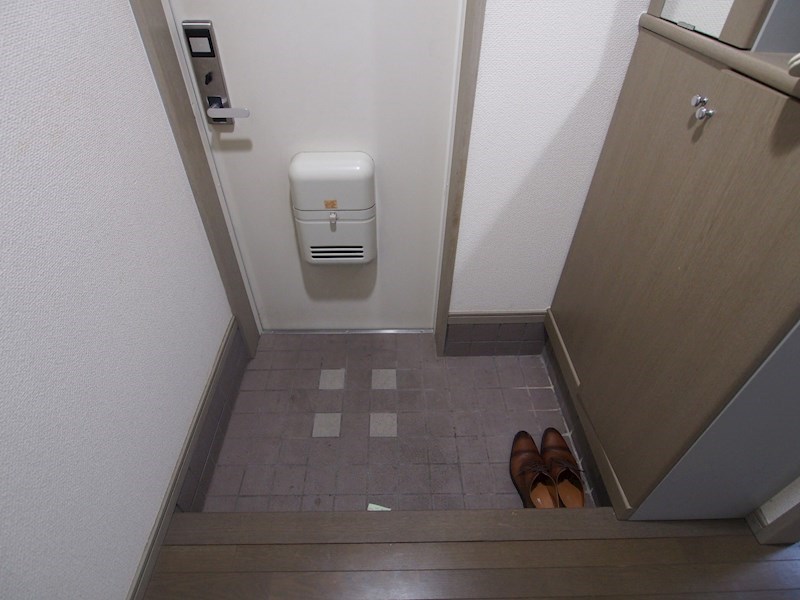 グレイス藤  玄関
