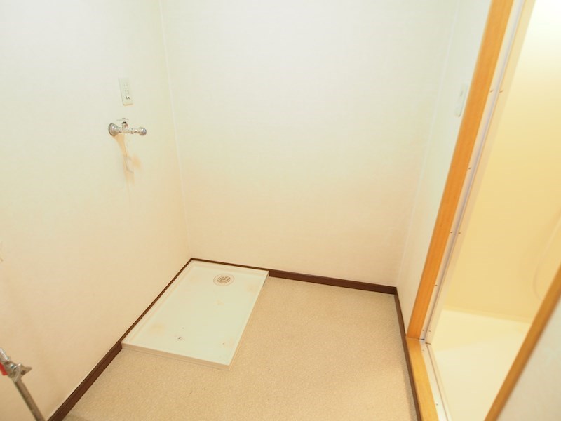 アゼリア古高 洗面所