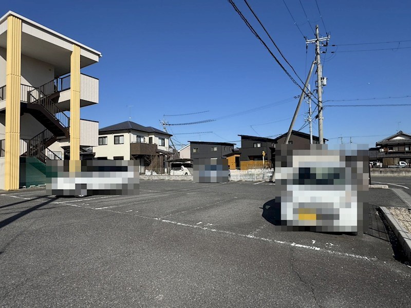 パストラルコート 駐車場