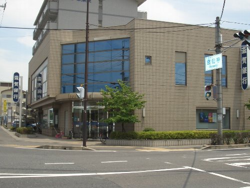 メゾンプラシード　Ⅴ 銀行