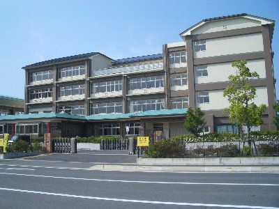 リベルテＦ・皐月 小学校