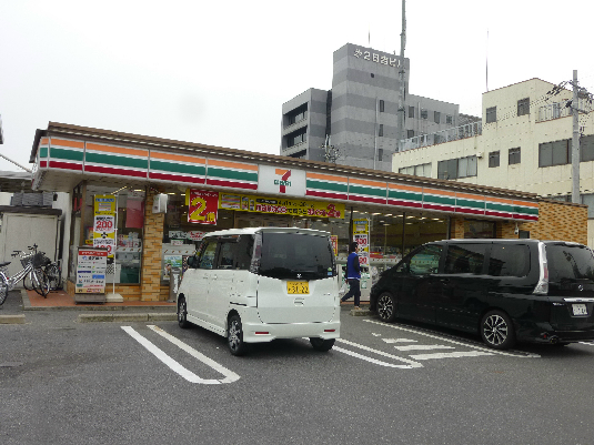 クリアネス　壱番館 コンビニ
