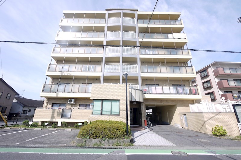 草津ロイヤルプラザ 外観