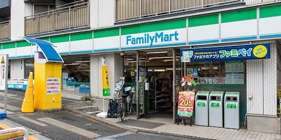 ルーブル早稲田参番館 コンビニ