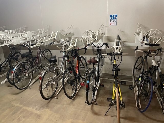 アクティブミレニアム中延 駐車場