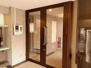 ライブタウンイトウ エントランス